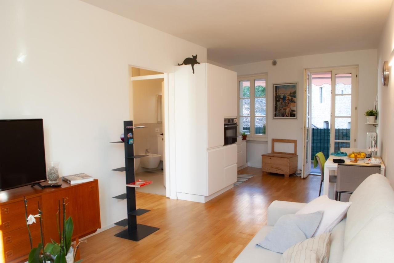 Arco Downtown Castleview Apartment Bagian luar foto
